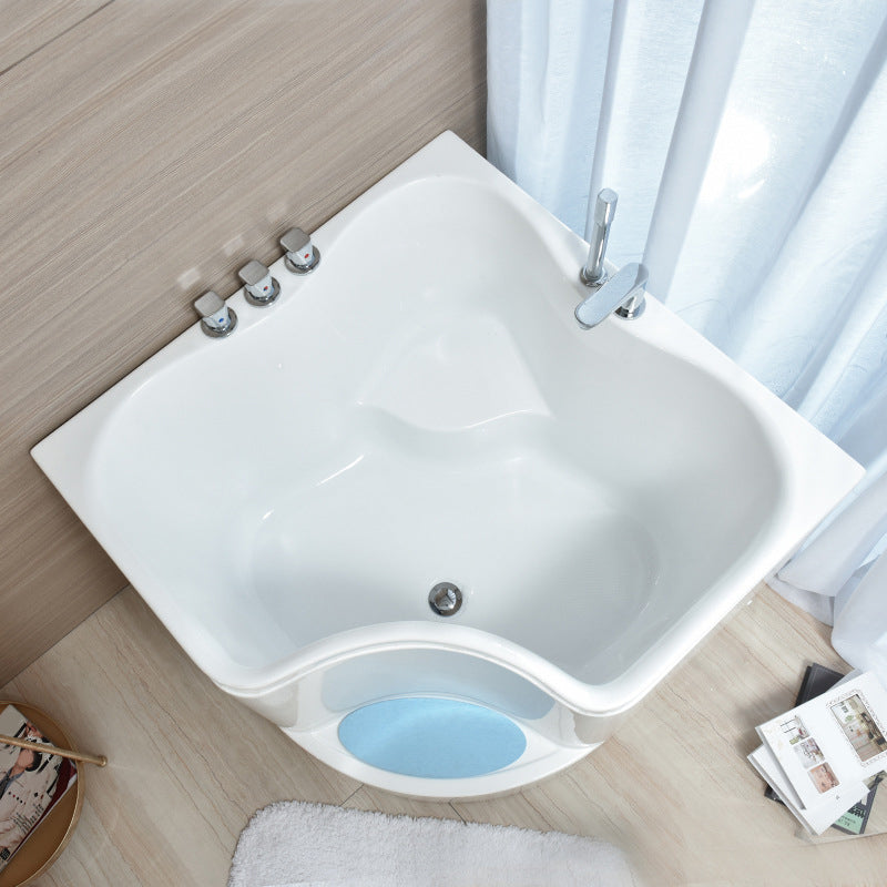 Modern Home Acrylic Bathtub White Corner Bath Tub with Seat Included Clearhalo 'Bathroom Remodel & Bathroom Fixtures' 'Bathtubs' 'Home Improvement' 'home_improvement' 'home_improvement_bathtubs' 'Showers & Bathtubs' 6042741