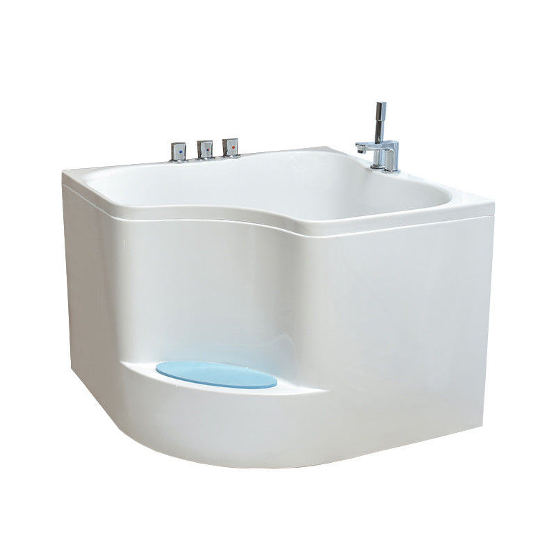 Modern Home Acrylic Bathtub White Corner Bath Tub with Seat Included Clearhalo 'Bathroom Remodel & Bathroom Fixtures' 'Bathtubs' 'Home Improvement' 'home_improvement' 'home_improvement_bathtubs' 'Showers & Bathtubs' 6042743