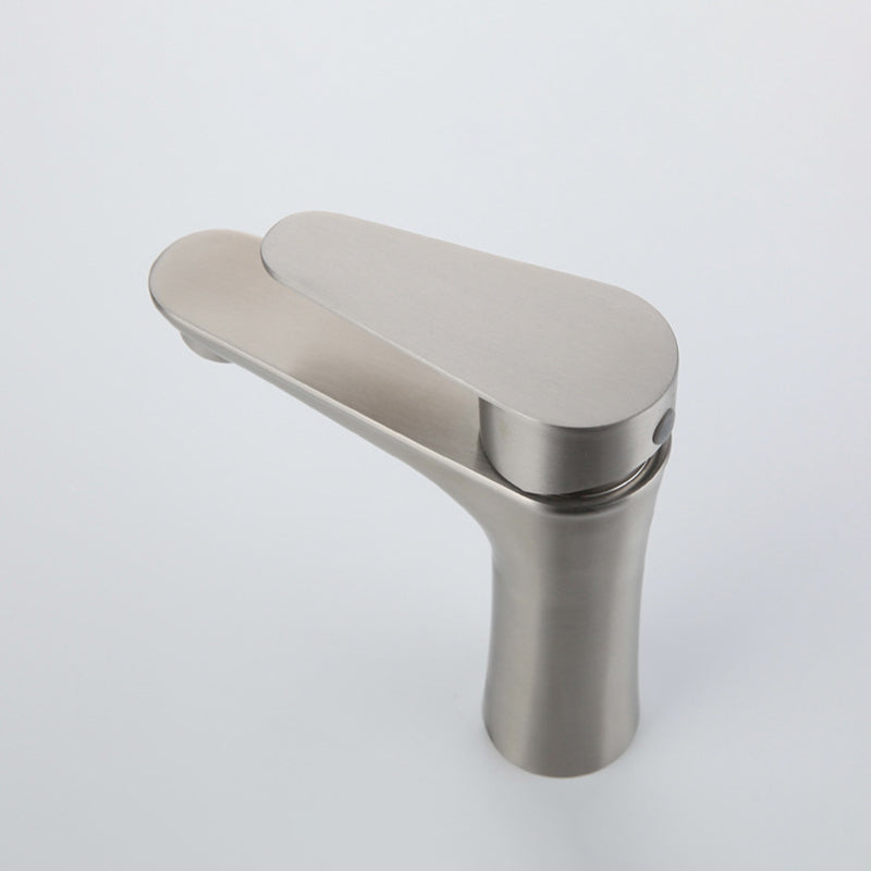 Circular Single Handle Bathroom Faucet Single Hole Vessel Sink Faucet in Chrome Clearhalo 'Bathroom Remodel & Bathroom Fixtures' 'Bathroom Sink Faucets' 'Bathroom Sinks & Faucet Components' 'bathroom_sink_faucets' 'Home Improvement' 'home_improvement' 'home_improvement_bathroom_sink_faucets' 6065217