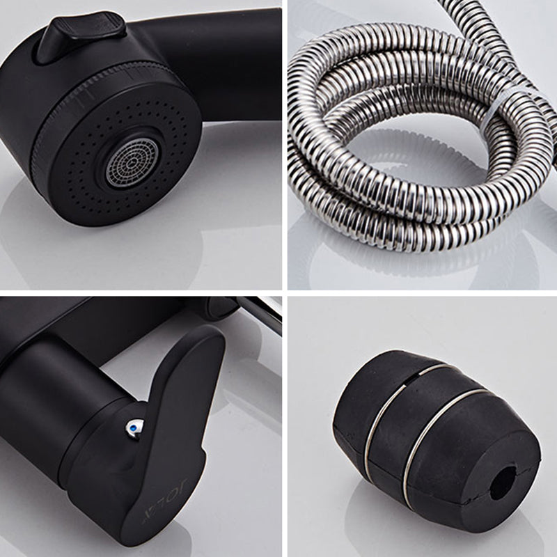 Low Arc Bathroom Sink Faucet with 1 Handle Vessel Faucet with Overflow Clearhalo 'Bathroom Remodel & Bathroom Fixtures' 'Bathroom Sink Faucets' 'Bathroom Sinks & Faucet Components' 'bathroom_sink_faucets' 'Home Improvement' 'home_improvement' 'home_improvement_bathroom_sink_faucets' 6116283