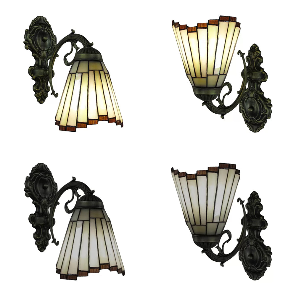 Mini Sconce Light Tiffany Style Stained Glass Single Light Wall Mount Light for Bedroom Clearhalo 'Industrial' 'Middle century wall lights' 'Tiffany wall lights' 'Tiffany' 'Wall Lamps & Sconces' 'Wall Lights' Lighting' 6122