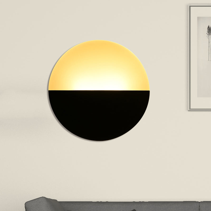 Simplicity Round Acrylic Wall Sconce LED Single Light Wall Lighting Fixture in White/Black Clearhalo 'Modern wall lights' 'Modern' 'Wall Lamps & Sconces' 'Wall Lights' Lighting' 613060