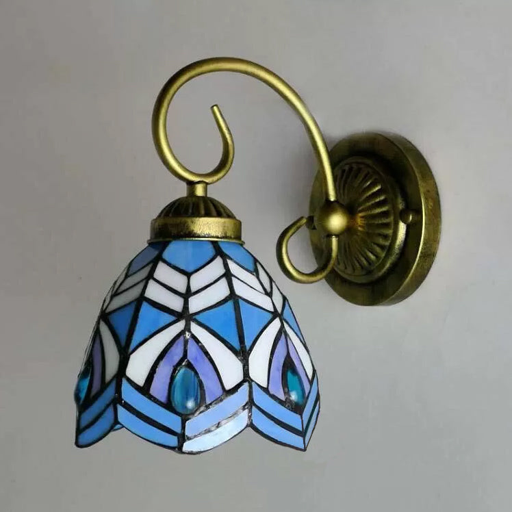 Mini Sconce Light Tiffany Style Stained Glass Single Light Wall Mount Light for Bedroom Clearhalo 'Industrial' 'Middle century wall lights' 'Tiffany wall lights' 'Tiffany' 'Wall Lamps & Sconces' 'Wall Lights' Lighting' 6137