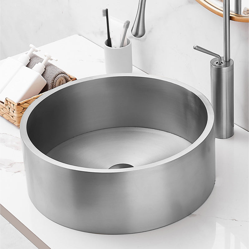 Modern Stainless Steel Wash Stand Round Trough Sink for Bathroom Clearhalo 'Bathroom Remodel & Bathroom Fixtures' 'Bathroom Sinks & Faucet Components' 'Bathroom Sinks' 'bathroom_sink' 'Home Improvement' 'home_improvement' 'home_improvement_bathroom_sink' 6149880