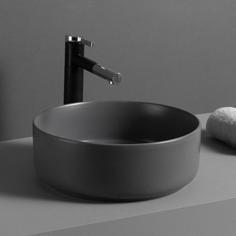 Round Modern Bathroom Sink Porcelain Vessel Bathroom Sink for Home(Faucet Not Included) Clearhalo 'Bathroom Remodel & Bathroom Fixtures' 'Bathroom Sinks & Faucet Components' 'Bathroom Sinks' 'bathroom_sink' 'Home Improvement' 'home_improvement' 'home_improvement_bathroom_sink' 6149944