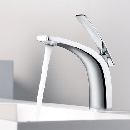 Modern Copper Vessel Faucet Lever Handles Low Arc Vessel Faucet for Bathroom Plata Clearhalo 'bathroom_sink_faucets' 'Conjunta de Baño y Conjunta de Grifo' 'Coronamiento de Baño y Dispositivo de Baño' 'Grifo del lavabo del baño' 'Hogar' 'home_improvement' 'home_improvement_bathroom_sink_faucets' 'Mejoras para el hogar' 6151981