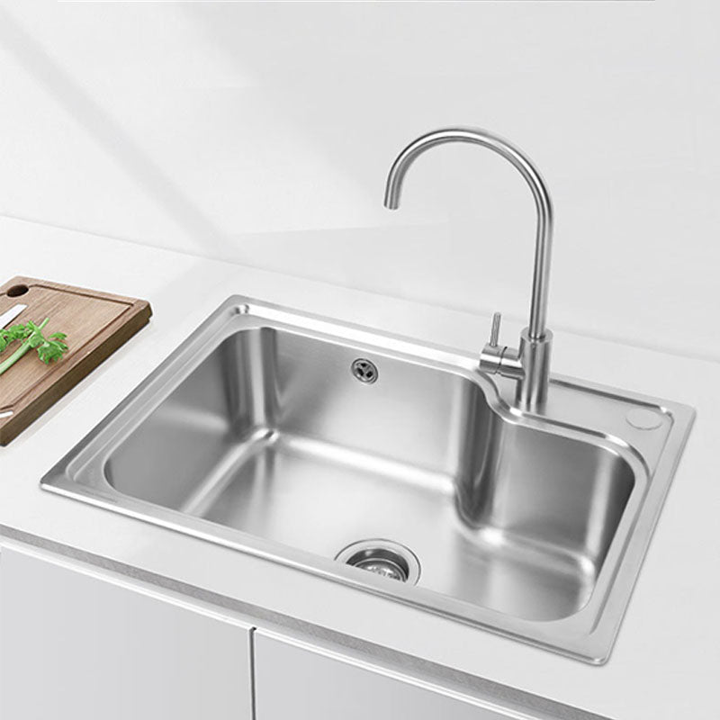 Modern Kitchen Sink Stainless Steel with Basket Strainer and Drain Assembly Sink Only Clearhalo 'Home Improvement' 'home_improvement' 'home_improvement_kitchen_sinks' 'Kitchen Remodel & Kitchen Fixtures' 'Kitchen Sinks & Faucet Components' 'Kitchen Sinks' 'kitchen_sinks' 6168221