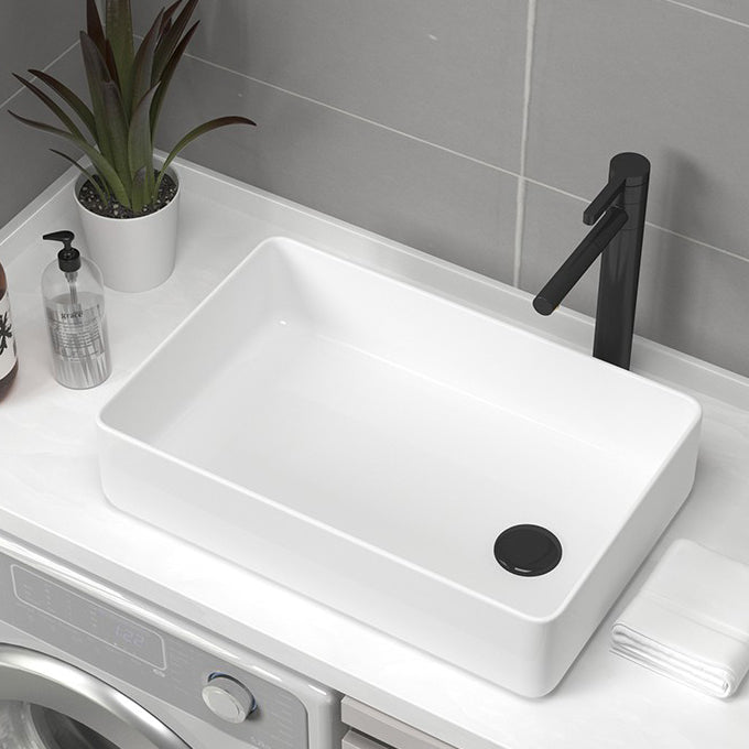 Contemporary Bathroom Sink Pop-Up Drain Porcelain Rectangular Vessel Sink 19.7"L x 12.6"W x 4.7"H White Sink Clearhalo 'Bathroom Remodel & Bathroom Fixtures' 'Bathroom Sinks & Faucet Components' 'Bathroom Sinks' 'bathroom_sink' 'Home Improvement' 'home_improvement' 'home_improvement_bathroom_sink' 6176897