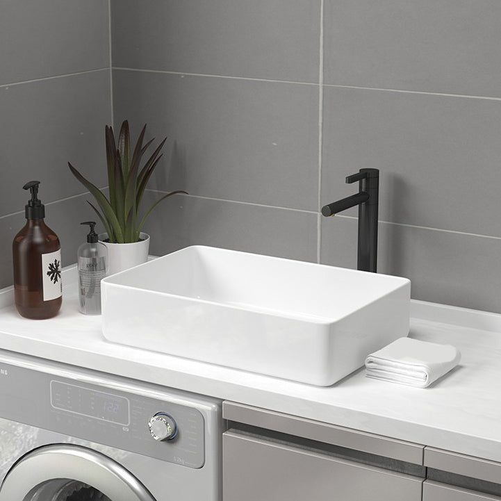 Contemporary Bathroom Sink Pop-Up Drain Porcelain Rectangular Vessel Sink Clearhalo 'Bathroom Remodel & Bathroom Fixtures' 'Bathroom Sinks & Faucet Components' 'Bathroom Sinks' 'bathroom_sink' 'Home Improvement' 'home_improvement' 'home_improvement_bathroom_sink' 6176911