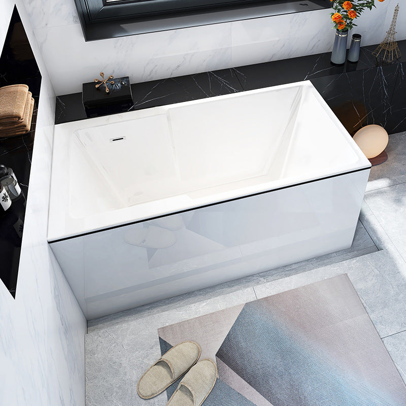 Freestanding Acrylic Bathtub Modern Stand Alone Soaking Tub with Slotted Overflow Drain Left Tub Clearhalo 'Bathroom Remodel & Bathroom Fixtures' 'Bathtubs' 'Home Improvement' 'home_improvement' 'home_improvement_bathtubs' 'Showers & Bathtubs' 6194236