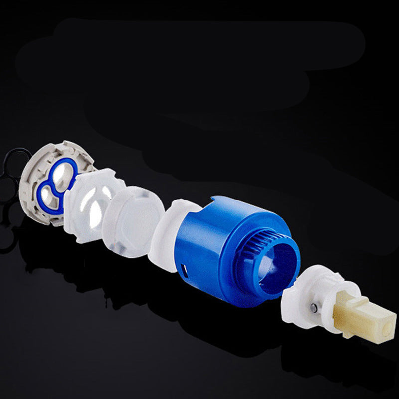 Contemporary Sink Faucet Solid Color Low Arc Bathroom Vessel Faucet Clearhalo 'Bathroom Remodel & Bathroom Fixtures' 'Bathroom Sink Faucets' 'Bathroom Sinks & Faucet Components' 'bathroom_sink_faucets' 'Home Improvement' 'home_improvement' 'home_improvement_bathroom_sink_faucets' 6198269