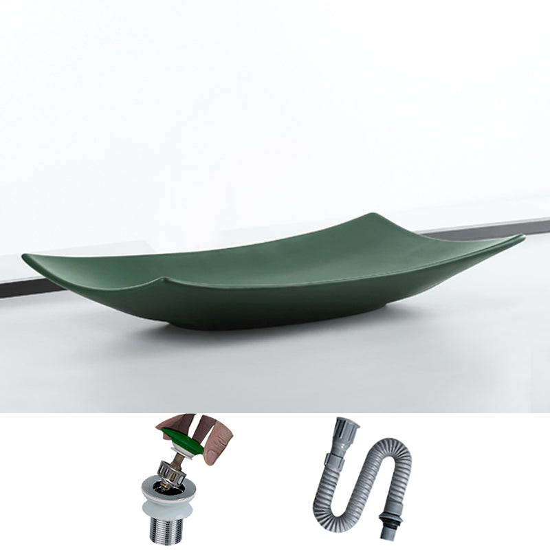 Modern Bathroom Sink Pop-Up Drain Porcelain Rectangular Vessel Lavatory Sink Green None Sink Clearhalo 'Bathroom Remodel & Bathroom Fixtures' 'Bathroom Sinks & Faucet Components' 'Bathroom Sinks' 'bathroom_sink' 'Home Improvement' 'home_improvement' 'home_improvement_bathroom_sink' 6203285