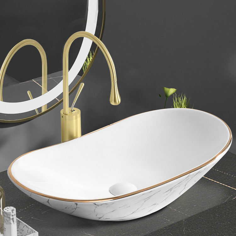Contemporary Bathroom Sink Pop-Up Drain Porcelain Oval-Shape Vessel Bathroom Sink Clearhalo 'Bathroom Remodel & Bathroom Fixtures' 'Bathroom Sinks & Faucet Components' 'Bathroom Sinks' 'bathroom_sink' 'Home Improvement' 'home_improvement' 'home_improvement_bathroom_sink' 6206236