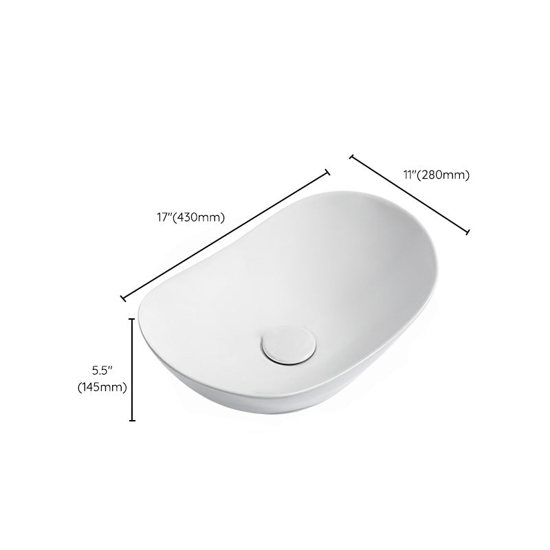Contemporary Bathroom Sink Pop-Up Drain Porcelain Solid Color Oval-Shape Vessel Sink Clearhalo 'Bathroom Remodel & Bathroom Fixtures' 'Bathroom Sinks & Faucet Components' 'Bathroom Sinks' 'bathroom_sink' 'Home Improvement' 'home_improvement' 'home_improvement_bathroom_sink' 6206273