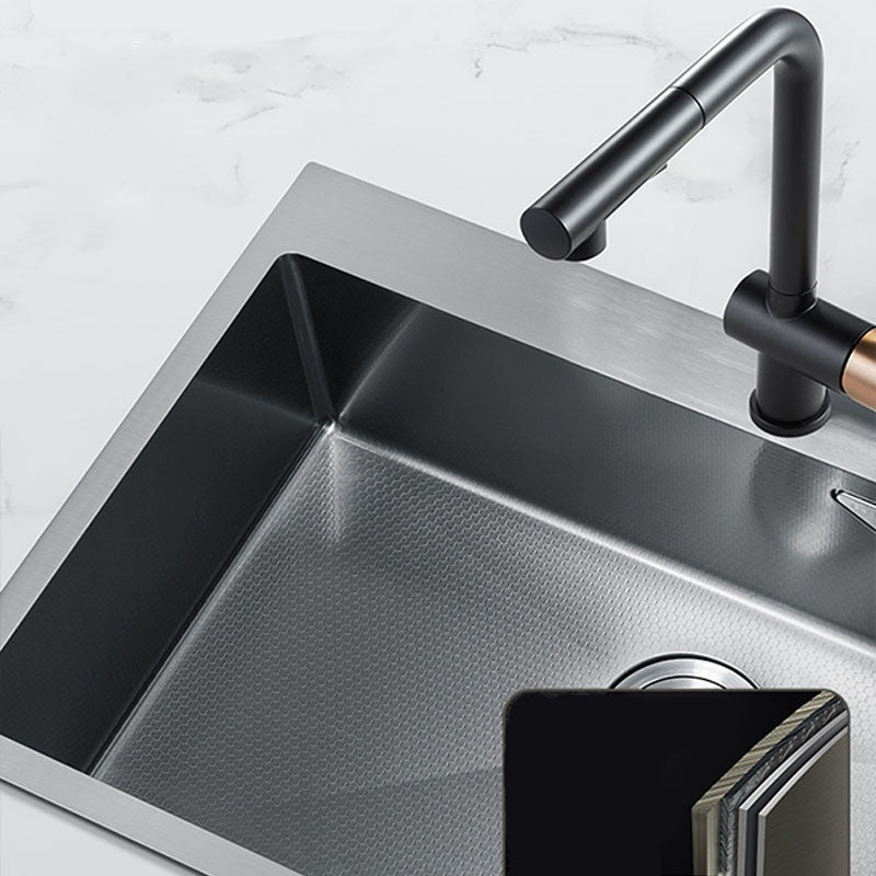Contemporary Style Kitchen Sink Stainless Steel Kitchen Sink with Basket Strainer Clearhalo 'Home Improvement' 'home_improvement' 'home_improvement_kitchen_sinks' 'Kitchen Remodel & Kitchen Fixtures' 'Kitchen Sinks & Faucet Components' 'Kitchen Sinks' 'kitchen_sinks' 6211855