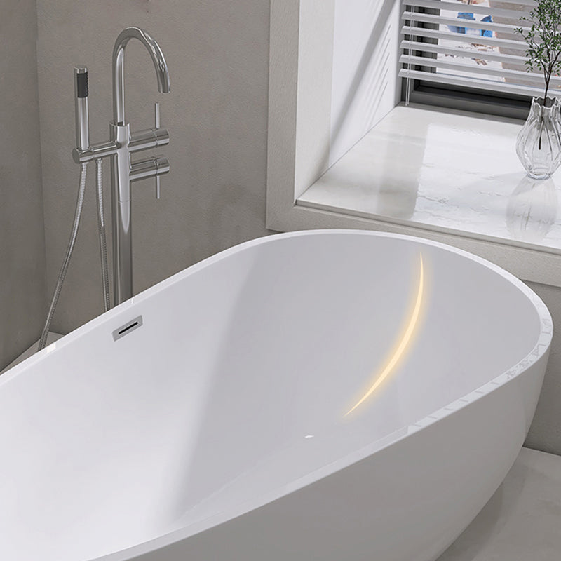 Oval Freestanding Soaking Bathtub Modern Acrylic Bathtub with Drain and Overflow Trim Clearhalo 'Bathroom Remodel & Bathroom Fixtures' 'Bathtubs' 'Home Improvement' 'home_improvement' 'home_improvement_bathtubs' 'Showers & Bathtubs' 6226094
