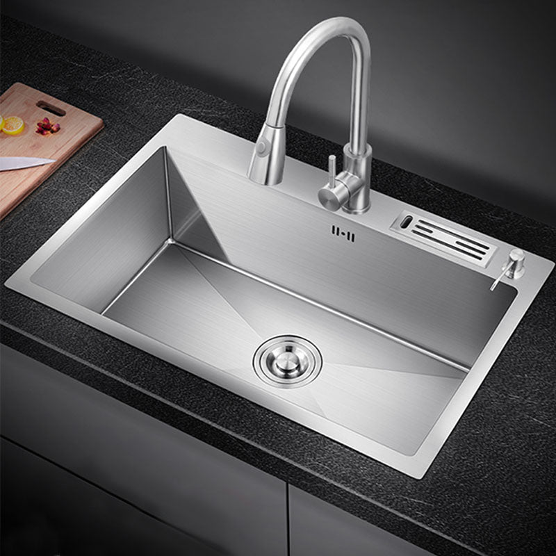Classic Kitchen Sink Stainless Steel Friction Resistant Kitchen Sink with Drain Assembly Clearhalo 'Home Improvement' 'home_improvement' 'home_improvement_kitchen_sinks' 'Kitchen Remodel & Kitchen Fixtures' 'Kitchen Sinks & Faucet Components' 'Kitchen Sinks' 'kitchen_sinks' 6239138