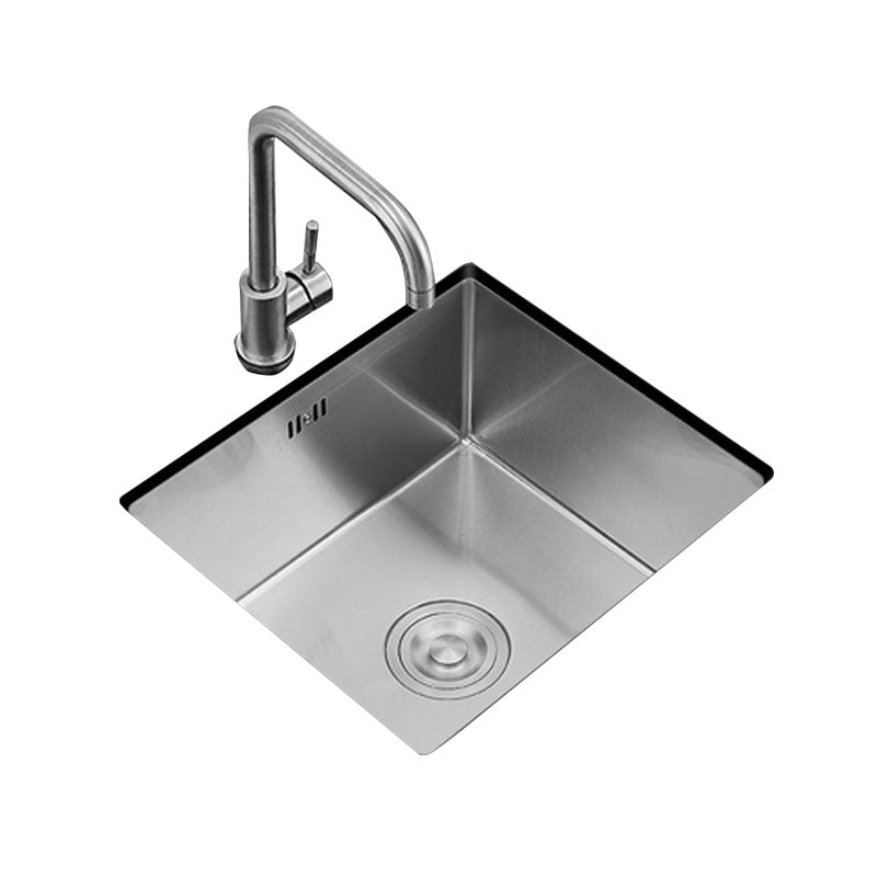 Contemporary Style Kitchen Sink Stainless Steel Kitchen Sink with Drain Assembly Clearhalo 'Home Improvement' 'home_improvement' 'home_improvement_kitchen_sinks' 'Kitchen Remodel & Kitchen Fixtures' 'Kitchen Sinks & Faucet Components' 'Kitchen Sinks' 'kitchen_sinks' 6255687