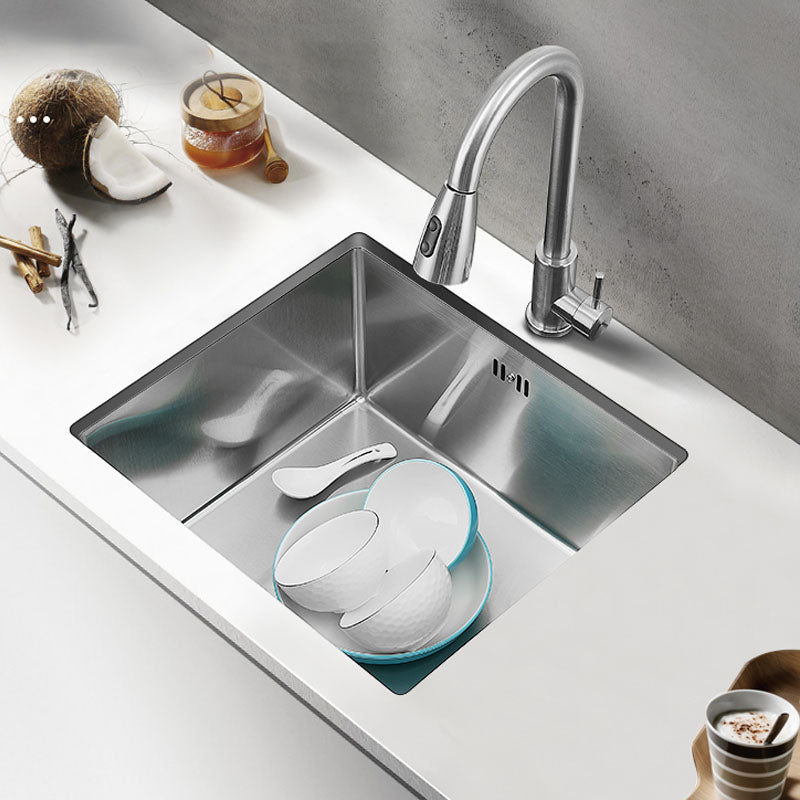 Contemporary Style Kitchen Sink Stainless Steel Kitchen Sink with Drain Assembly Clearhalo 'Home Improvement' 'home_improvement' 'home_improvement_kitchen_sinks' 'Kitchen Remodel & Kitchen Fixtures' 'Kitchen Sinks & Faucet Components' 'Kitchen Sinks' 'kitchen_sinks' 6255692