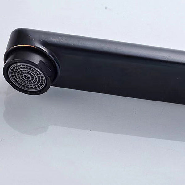 Modern 1-Handle Faucet with Water Dispenser with Pull out Sprayer Faucet Clearhalo 'Home Improvement' 'home_improvement' 'home_improvement_kitchen_faucets' 'Kitchen Faucets' 'Kitchen Remodel & Kitchen Fixtures' 'Kitchen Sinks & Faucet Components' 'kitchen_faucets' 6272576