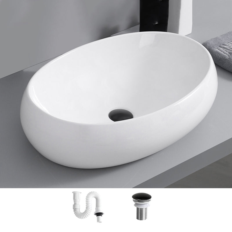 Contemporary Bathroom Sink with Single Faucet Hole Solid Color Oval-Shape Vessel Sink 16"L x 12"W x 5"H Sink Clearhalo 'Bathroom Remodel & Bathroom Fixtures' 'Bathroom Sinks & Faucet Components' 'Bathroom Sinks' 'bathroom_sink' 'Home Improvement' 'home_improvement' 'home_improvement_bathroom_sink' 6298393