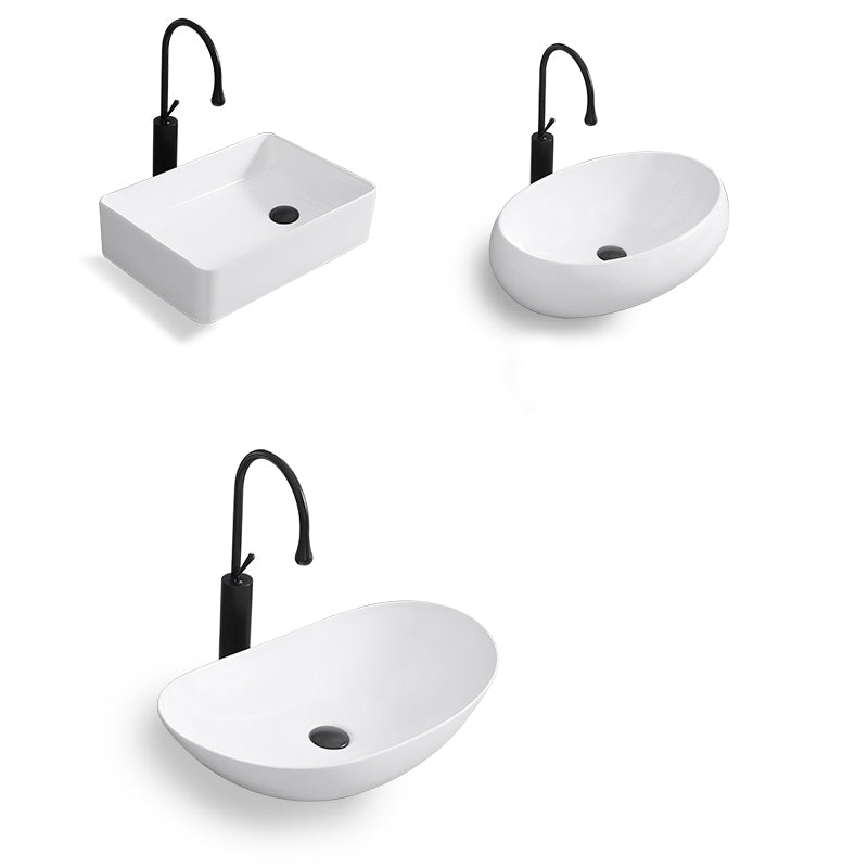 Contemporary Bathroom Sink with Single Faucet Hole Solid Color Oval-Shape Vessel Sink Clearhalo 'Bathroom Remodel & Bathroom Fixtures' 'Bathroom Sinks & Faucet Components' 'Bathroom Sinks' 'bathroom_sink' 'Home Improvement' 'home_improvement' 'home_improvement_bathroom_sink' 6298394