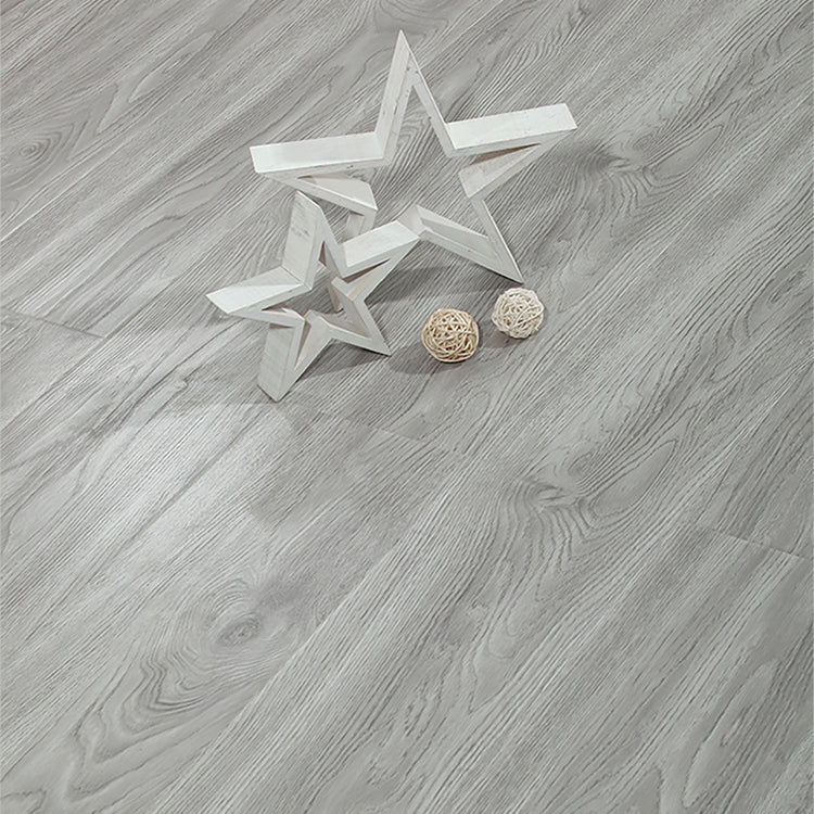 Classics Laminate Flooring in Natural, Click-Lock, Waterproof, 12mm Clearhalo 'Flooring 'Home Improvement' 'home_improvement' 'home_improvement_laminate_flooring' 'Laminate Flooring' 'laminate_flooring' Walls and Ceiling' 6299617