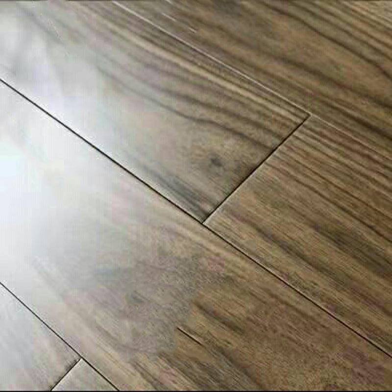 Modern Laminate Flooring in Natural, Click-Lock, Waterproof, 12mm Light Brown Clearhalo 'Flooring 'Home Improvement' 'home_improvement' 'home_improvement_laminate_flooring' 'Laminate Flooring' 'laminate_flooring' Walls and Ceiling' 6299654