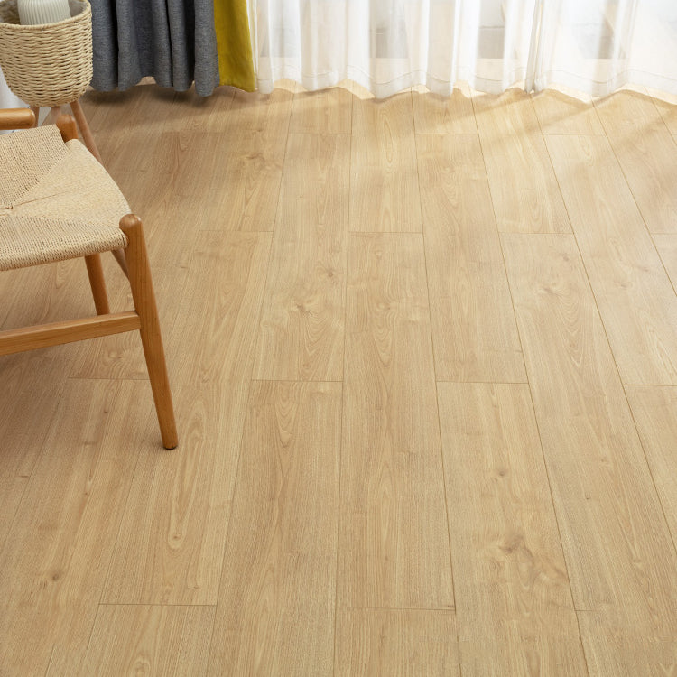 Modern E0 Solid Wood Laminate Flooring in Natural, Click-Lock, Waterproof Clearhalo 'Flooring 'Home Improvement' 'home_improvement' 'home_improvement_laminate_flooring' 'Laminate Flooring' 'laminate_flooring' Walls and Ceiling' 6299758