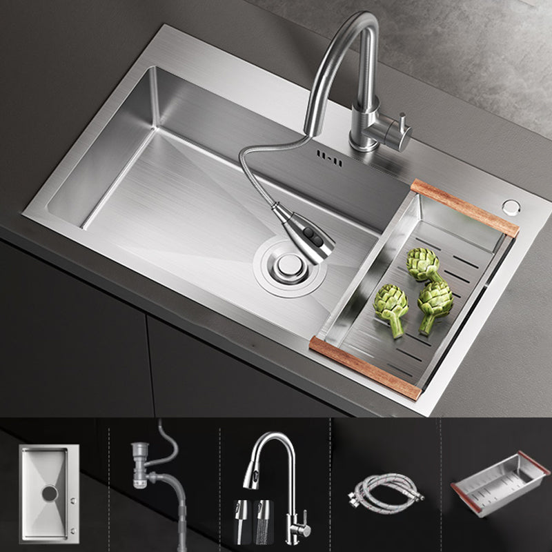 Classic Style Sink Stainless Steel Corrosion Resistant Sink for Kitchen Sink with Faucet Pull Out Faucet Clearhalo 'Home Improvement' 'home_improvement' 'home_improvement_kitchen_sinks' 'Kitchen Remodel & Kitchen Fixtures' 'Kitchen Sinks & Faucet Components' 'Kitchen Sinks' 'kitchen_sinks' 6311761
