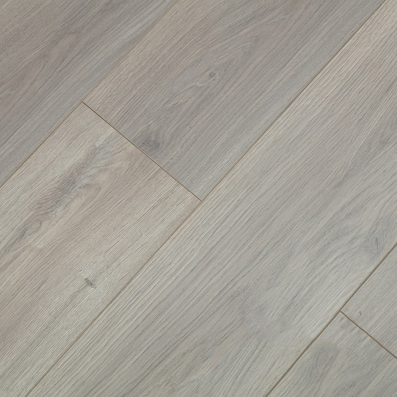Nordic E0 Natural Solid Wood Laminate Flooring, Click Cinch Loc, Waterproof Gray-Khaki Clearhalo 'Flooring 'Home Improvement' 'home_improvement' 'home_improvement_laminate_flooring' 'Laminate Flooring' 'laminate_flooring' Walls and Ceiling' 6320793