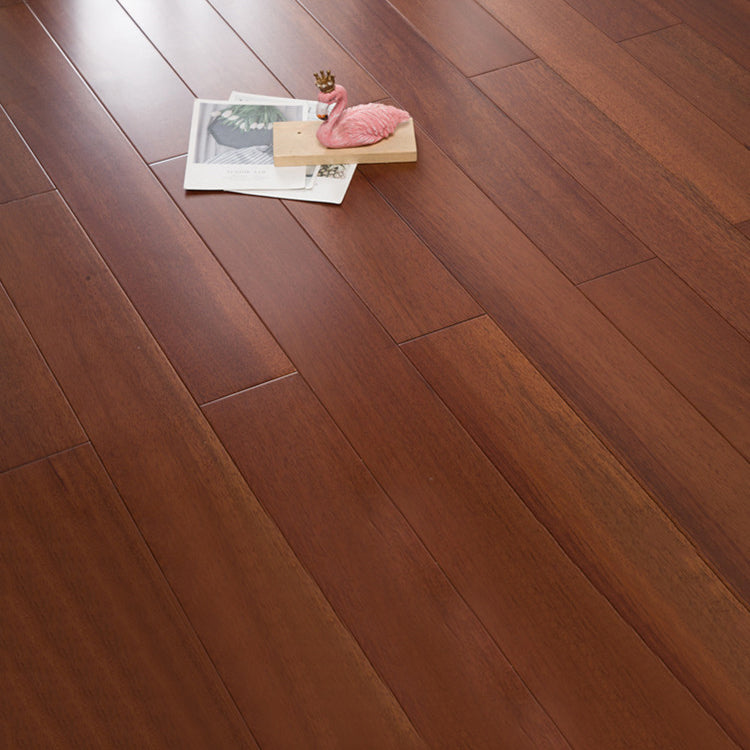 Modern Natural Solid Wood Laminate Flooring Click-Lock Waterproof Clearhalo 'Flooring 'Home Improvement' 'home_improvement' 'home_improvement_laminate_flooring' 'Laminate Flooring' 'laminate_flooring' Walls and Ceiling' 6321060