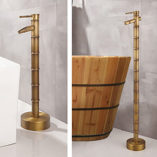Modern Freestanding Bathtub Faucet Brass Floor Mount Free Standing Tub Filler Faucet Clearhalo 'Bathroom Remodel & Bathroom Fixtures' 'Bathtub Faucets' 'bathtub_faucets' 'Home Improvement' 'home_improvement' 'home_improvement_bathtub_faucets' 6321210