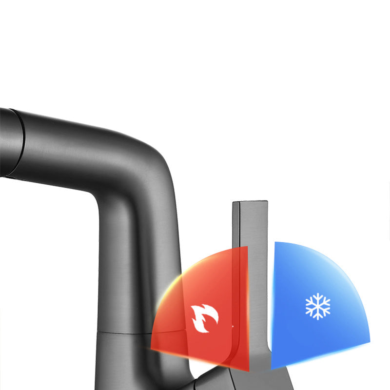 Modern Style Retractable Faucet Copper Single Handle Faucet for Kitchen Clearhalo 'Home Improvement' 'home_improvement' 'home_improvement_kitchen_faucets' 'Kitchen Faucets' 'Kitchen Remodel & Kitchen Fixtures' 'Kitchen Sinks & Faucet Components' 'kitchen_faucets' 6333299