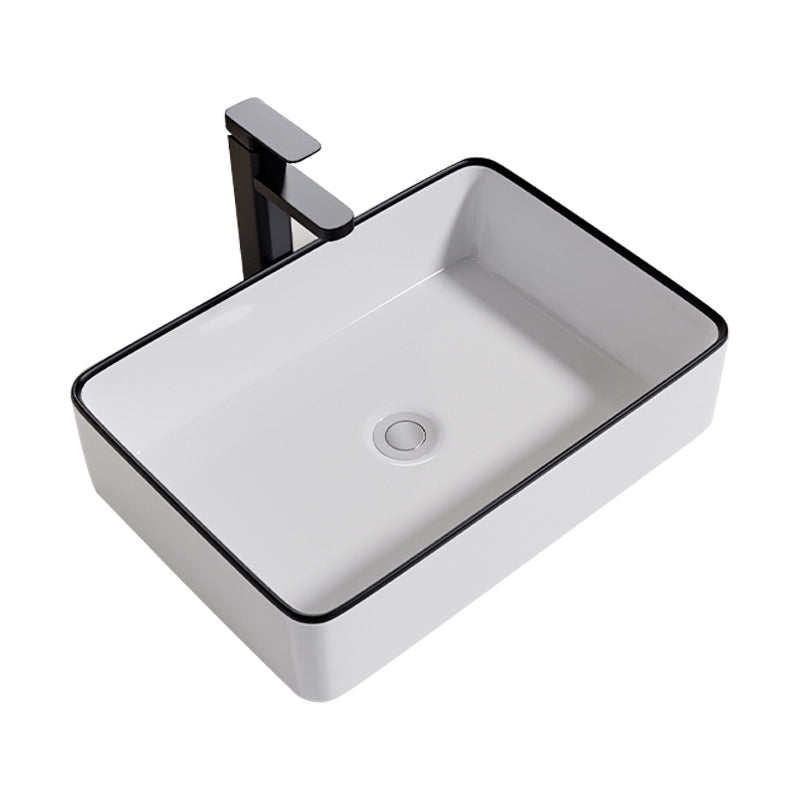 Contemporary Bathroom Sink Porcelain Oval-Shape Vessel Bathroom Sink with Pop-Up Drain Clearhalo 'Bathroom Remodel & Bathroom Fixtures' 'Bathroom Sinks & Faucet Components' 'Bathroom Sinks' 'bathroom_sink' 'Home Improvement' 'home_improvement' 'home_improvement_bathroom_sink' 6333530