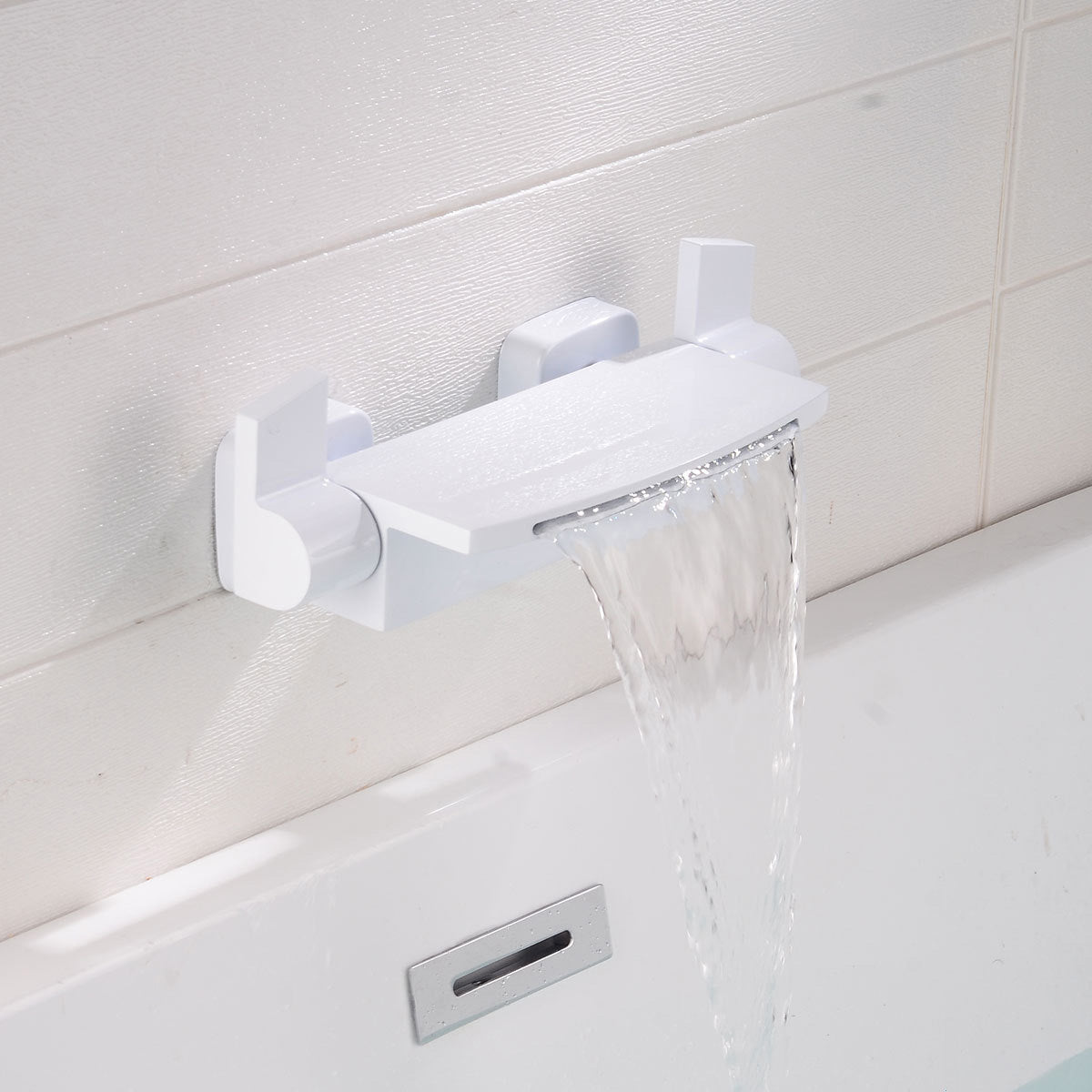 Wall Mount Tub Faucet One Handle Waterfall Tub Spout Trim with Knob White Hand Shower Not Included Risers Not Included Clearhalo 'Bathroom Remodel & Bathroom Fixtures' 'Bathtub Faucets' 'bathtub_faucets' 'Home Improvement' 'home_improvement' 'home_improvement_bathtub_faucets' 6333868