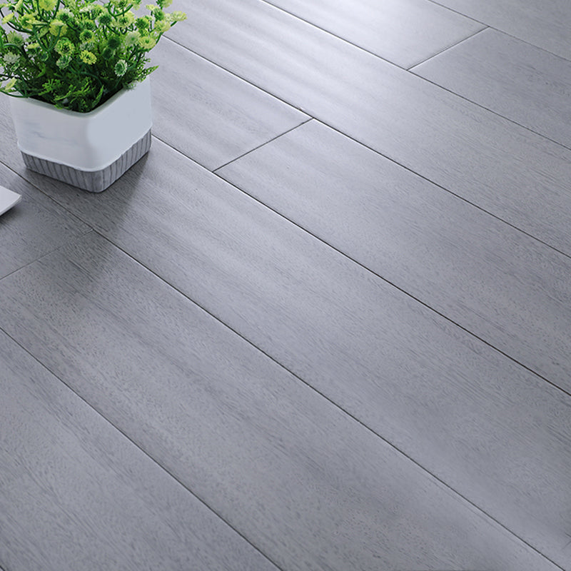 Classic E0 Natural Solid Wood Laminate Flooring, Click-Lock, Waterproof Silvery White Clearhalo 'Flooring 'Home Improvement' 'home_improvement' 'home_improvement_laminate_flooring' 'Laminate Flooring' 'laminate_flooring' Walls and Ceiling' 6334174