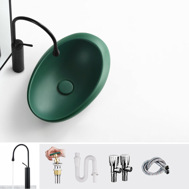 Modern Bathroom Sink Porcelain Pop-Up Drain Oval-Shape Vessel Lavatory Sink Green Gooseneck Faucet Sink with Faucet Clearhalo 'Bathroom Remodel & Bathroom Fixtures' 'Bathroom Sinks & Faucet Components' 'Bathroom Sinks' 'bathroom_sink' 'Home Improvement' 'home_improvement' 'home_improvement_bathroom_sink' 6353244