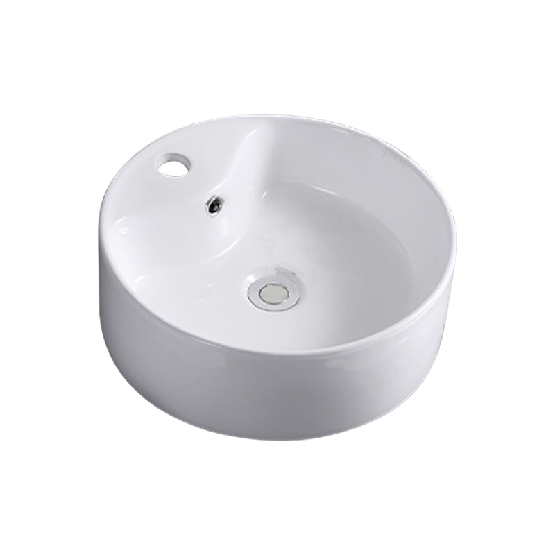 Contemporary Bathroom Sink with Single Faucet Hole Porcelain Round Vessel Clearhalo 'Bathroom Remodel & Bathroom Fixtures' 'Bathroom Sinks & Faucet Components' 'Bathroom Sinks' 'bathroom_sink' 'Home Improvement' 'home_improvement' 'home_improvement_bathroom_sink' 6353324