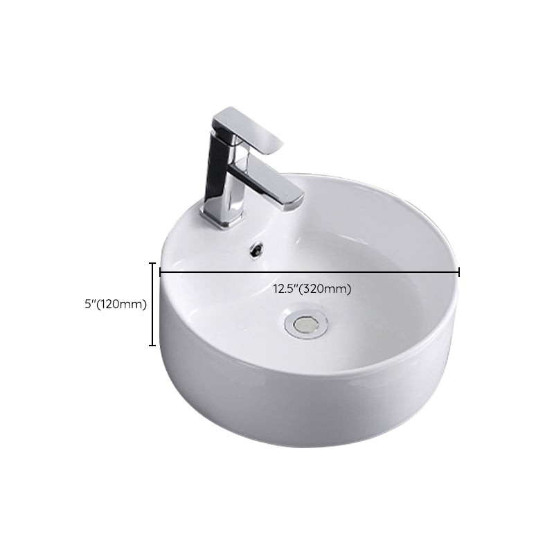 Contemporary Bathroom Sink with Single Faucet Hole Porcelain Round Vessel Clearhalo 'Bathroom Remodel & Bathroom Fixtures' 'Bathroom Sinks & Faucet Components' 'Bathroom Sinks' 'bathroom_sink' 'Home Improvement' 'home_improvement' 'home_improvement_bathroom_sink' 6353330