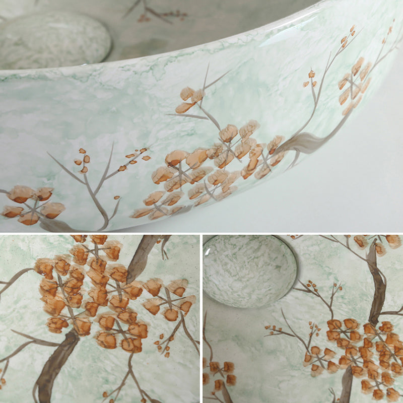 Traditional Bathroom Sink with Single Faucet Hole Porcelain Round Vessel Clearhalo 'Bathroom Remodel & Bathroom Fixtures' 'Bathroom Sinks & Faucet Components' 'Bathroom Sinks' 'bathroom_sink' 'Home Improvement' 'home_improvement' 'home_improvement_bathroom_sink' 6353341