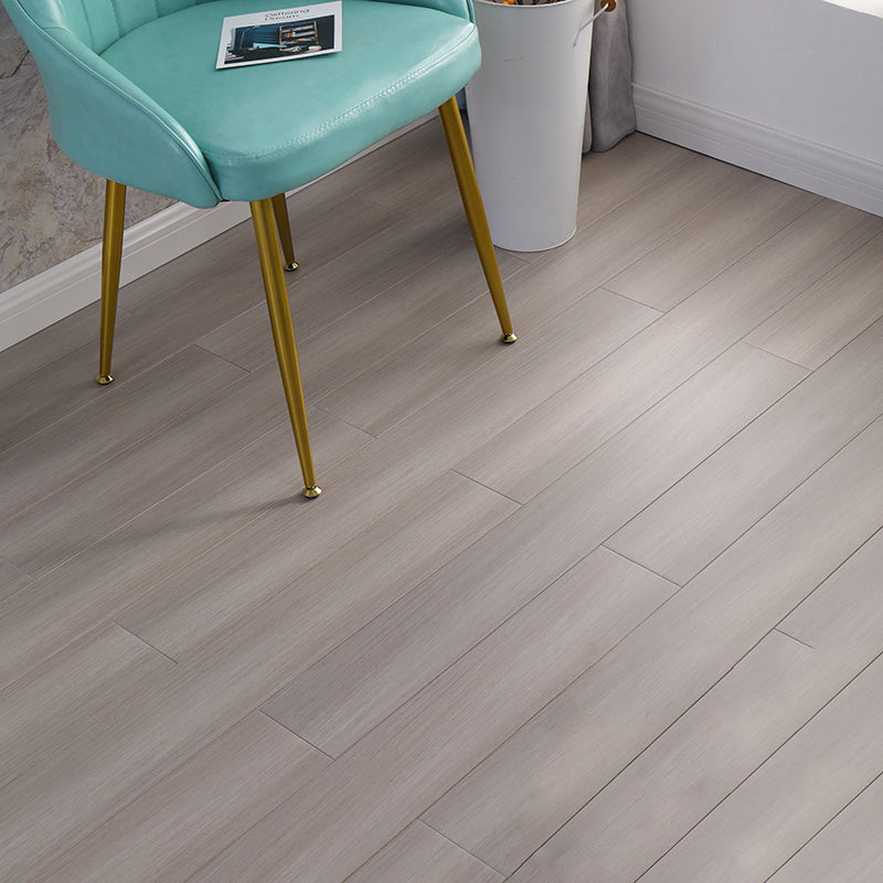 Modern Laminate Plank Flooring Wooden Tongue and Groove Locking Laminate Light Gray Clearhalo 'Flooring 'Home Improvement' 'home_improvement' 'home_improvement_laminate_flooring' 'Laminate Flooring' 'laminate_flooring' Walls and Ceiling' 6365470
