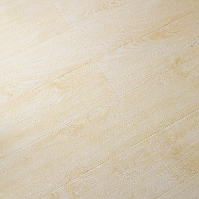 Contemporary Style Laminate Plank Flooring Scratch Resistant Laminate Beige Clearhalo 'Flooring 'Home Improvement' 'home_improvement' 'home_improvement_laminate_flooring' 'Laminate Flooring' 'laminate_flooring' Walls and Ceiling' 6365498