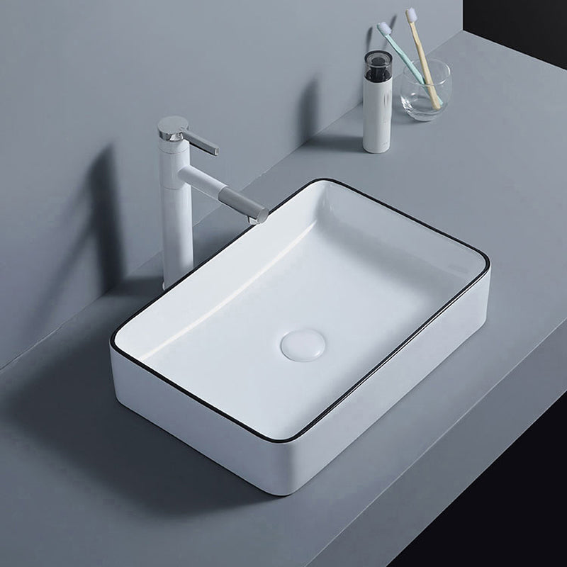 Modern Bathroom Sink with Single Faucet Hole Porcelain Rectangular Vessel Bathroom Sink Clearhalo 'Bathroom Remodel & Bathroom Fixtures' 'Bathroom Sinks & Faucet Components' 'Bathroom Sinks' 'bathroom_sink' 'Home Improvement' 'home_improvement' 'home_improvement_bathroom_sink' 6365849
