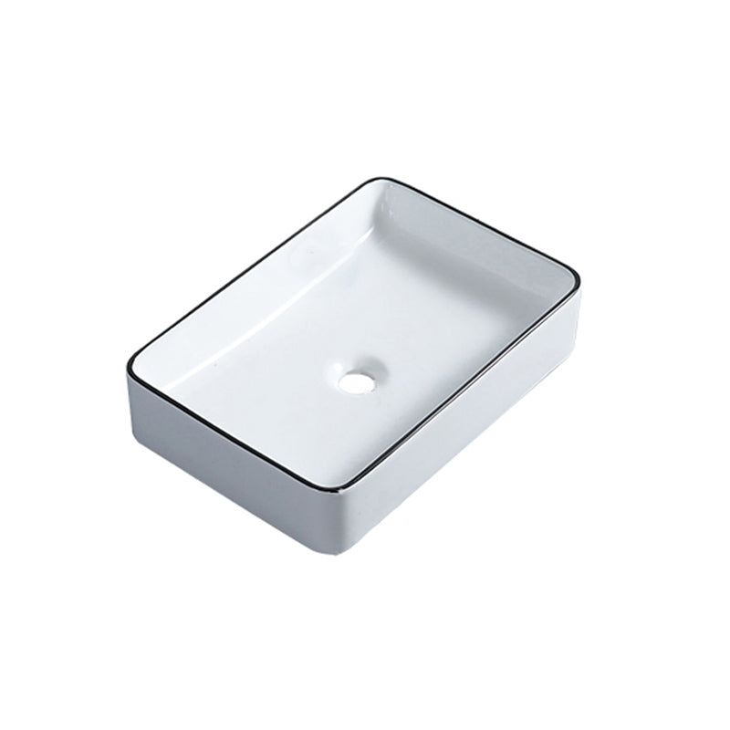 Modern Bathroom Sink with Single Faucet Hole Porcelain Rectangular Vessel Bathroom Sink Clearhalo 'Bathroom Remodel & Bathroom Fixtures' 'Bathroom Sinks & Faucet Components' 'Bathroom Sinks' 'bathroom_sink' 'Home Improvement' 'home_improvement' 'home_improvement_bathroom_sink' 6365861