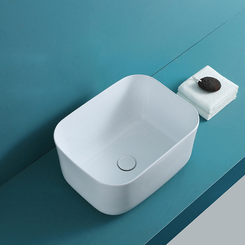 Modern Bathroom Sink with Single Faucet Hole Porcelain Rectangular Vessel Lavatory Sink Clearhalo 'Bathroom Remodel & Bathroom Fixtures' 'Bathroom Sinks & Faucet Components' 'Bathroom Sinks' 'bathroom_sink' 'Home Improvement' 'home_improvement' 'home_improvement_bathroom_sink' 6365931