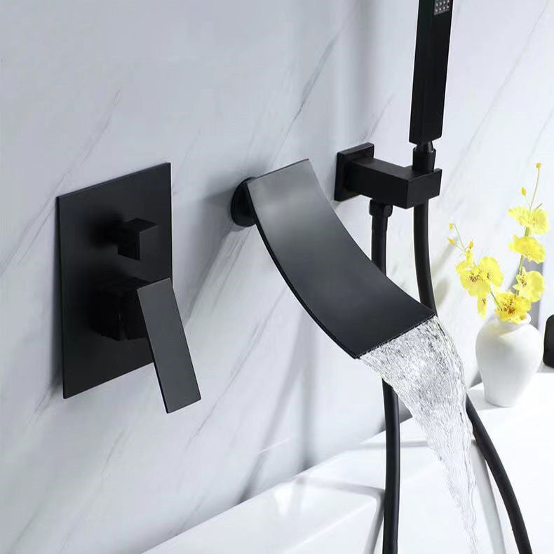 Modern Brass Faucet Swivel 1-Handle and 4-Hole Wall Mounted Tub Spout Trim Black Curved Clearhalo 'Bathroom Remodel & Bathroom Fixtures' 'Bathtub Faucets' 'bathtub_faucets' 'Home Improvement' 'home_improvement' 'home_improvement_bathtub_faucets' 6366002