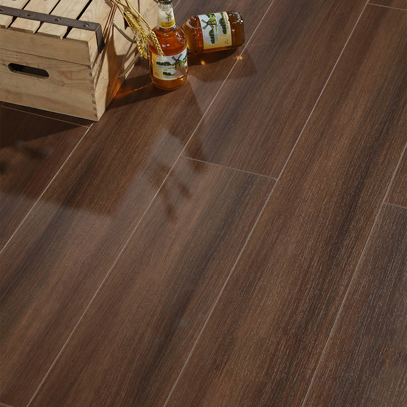 Light Wooden Laminate Plank Flooring Scratch Resistant Laminate Floor Black Walnut Clearhalo 'Flooring 'Home Improvement' 'home_improvement' 'home_improvement_laminate_flooring' 'Laminate Flooring' 'laminate_flooring' Walls and Ceiling' 6380482