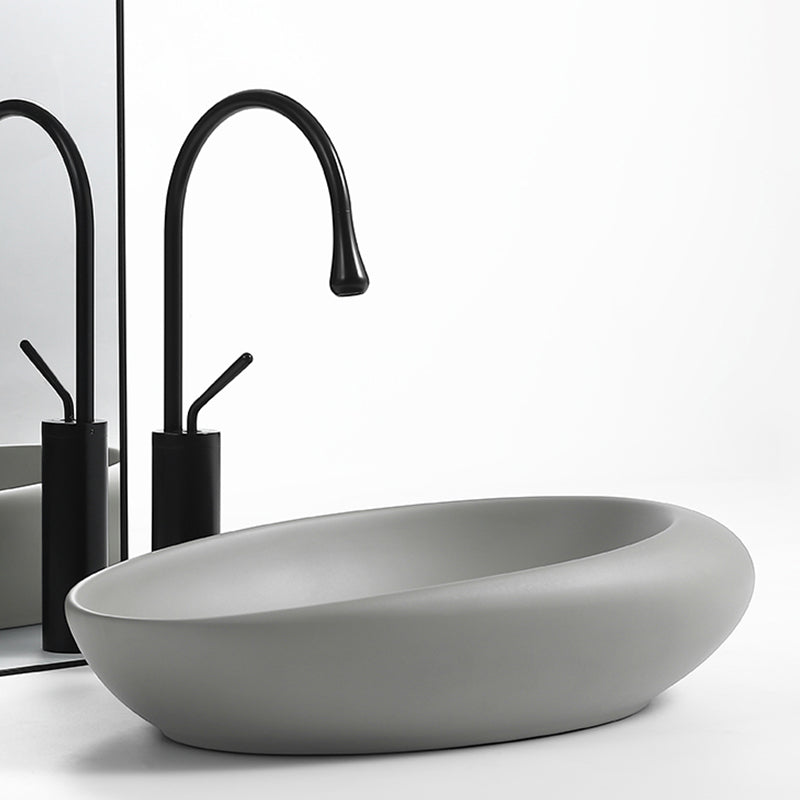 Modern Vessel Bathroom Sink Oval Porcelain with Pop-Up Drain Wash Stand 22.8"L x 14.6"W x 5.1"H Grey Gooseneck Faucet Clearhalo 'Bathroom Remodel & Bathroom Fixtures' 'Bathroom Sinks & Faucet Components' 'Bathroom Sinks' 'bathroom_sink' 'Home Improvement' 'home_improvement' 'home_improvement_bathroom_sink' 6381114