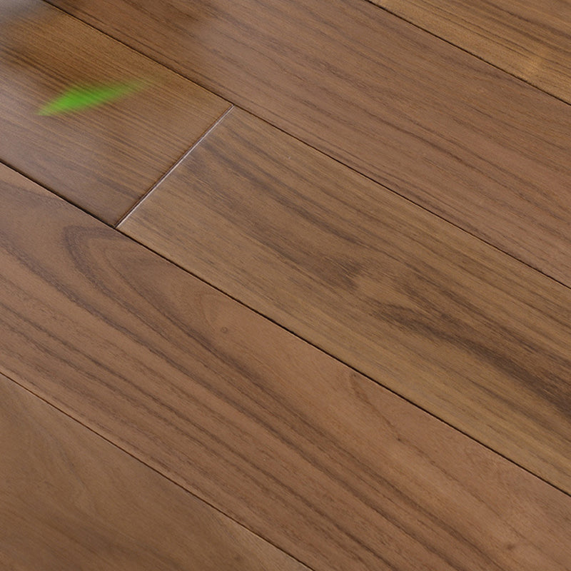 Modern Solid Wood Laminate Flooring Waterproof Laminate Plank Flooring Clearhalo 'Flooring 'Home Improvement' 'home_improvement' 'home_improvement_laminate_flooring' 'Laminate Flooring' 'laminate_flooring' Walls and Ceiling' 6398968